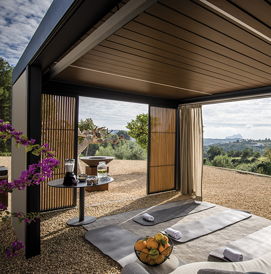Pergola bioclimatique - paysagiste pisciniste Tours Amboise
